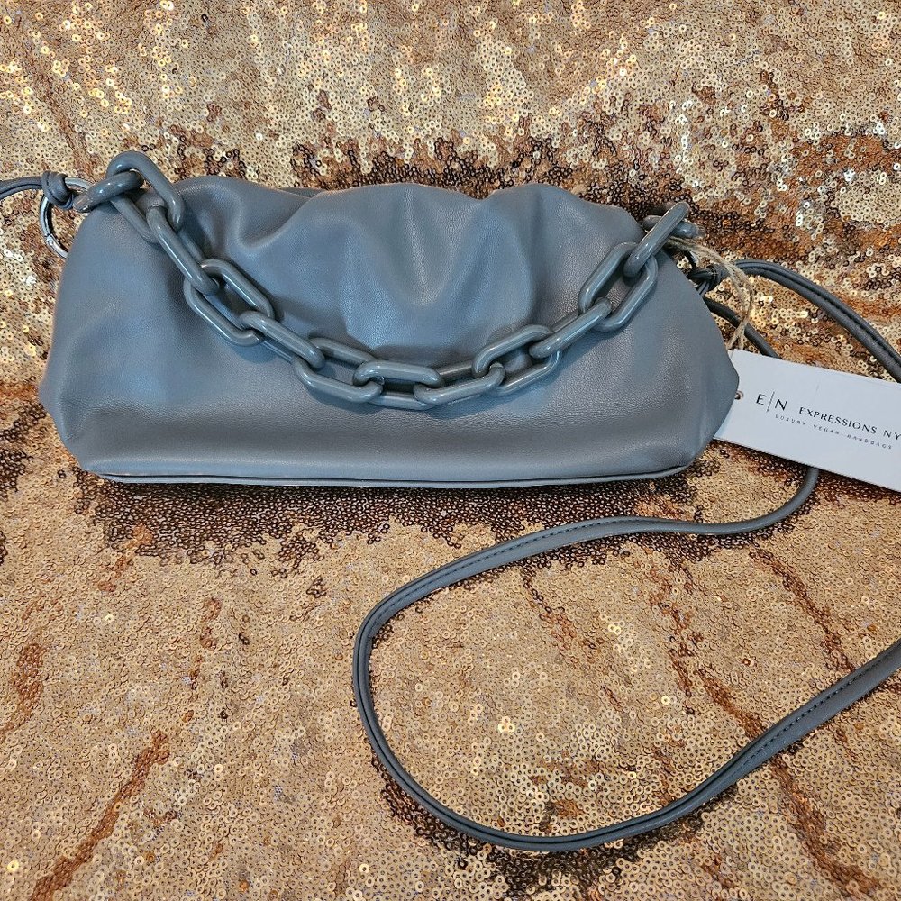 🦩NWT Gray Vegan Leather Small Handbag - Picture 1 of 10